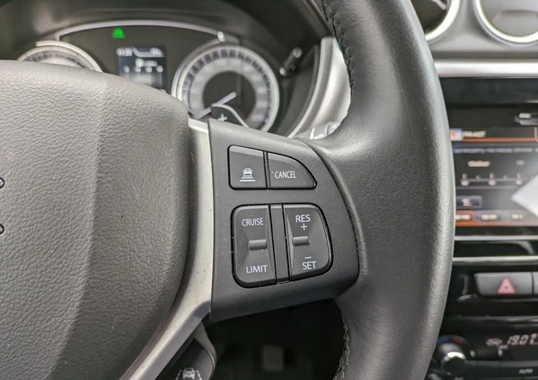 Suzuki Vitara cena 105900 przebieg: 59000, rok produkcji 2021 z Ślesin małe 172